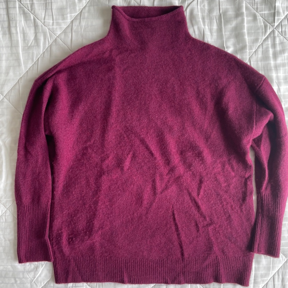 Aritzia Babaton 100% Cashmere Small Magenta Mock Neck Sweater